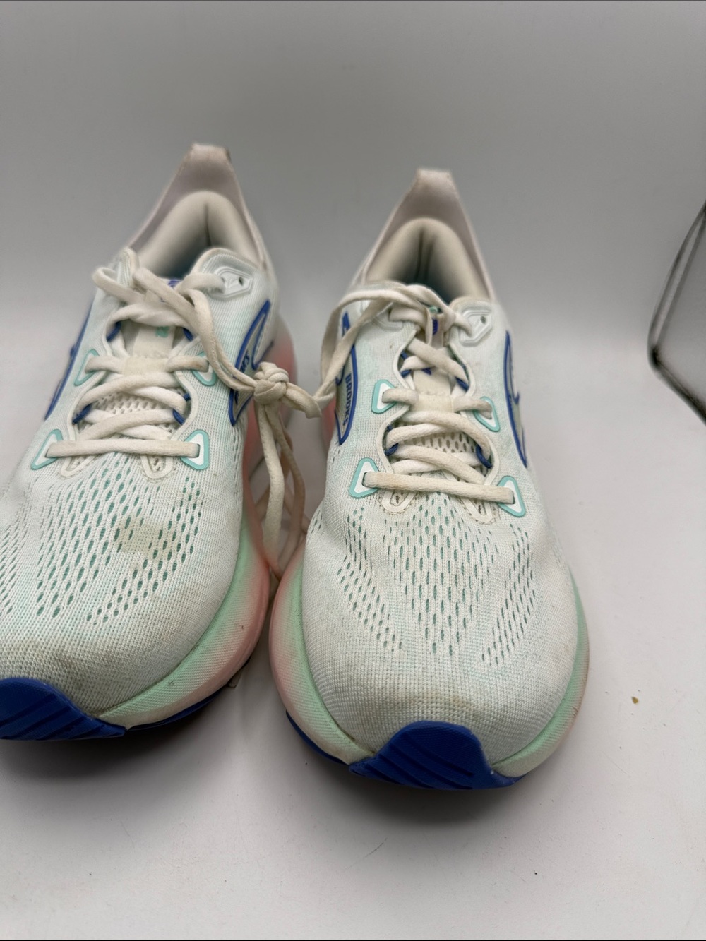 Brooks Glycerin 22 women’s 9.5 Mint Running Shoes with Blue Logo s16 - Picture 2 of 6